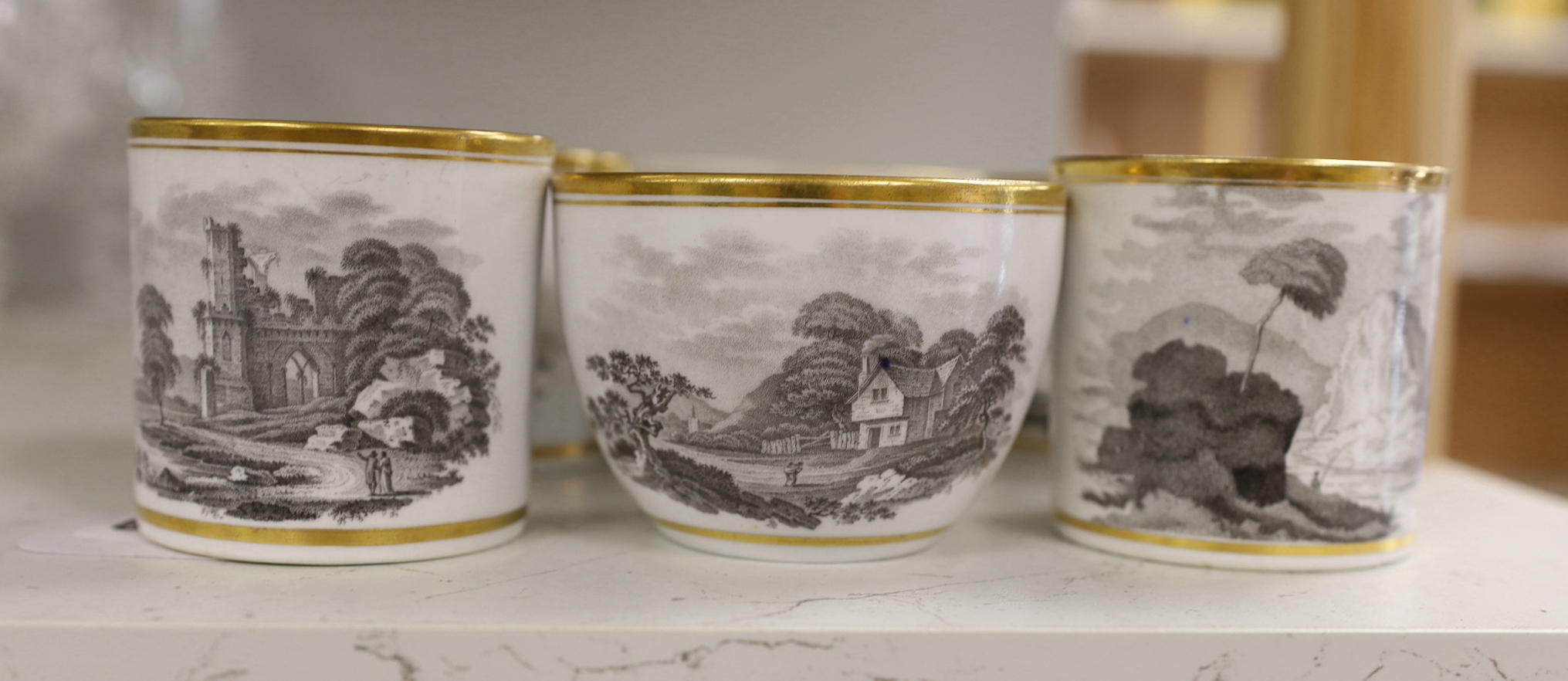 A group of late 18th / early 19th century bat printed teawares, Spode